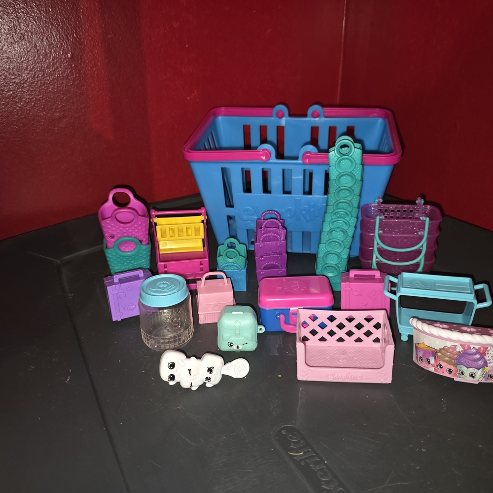 Shopkins - Picture 2 of 4